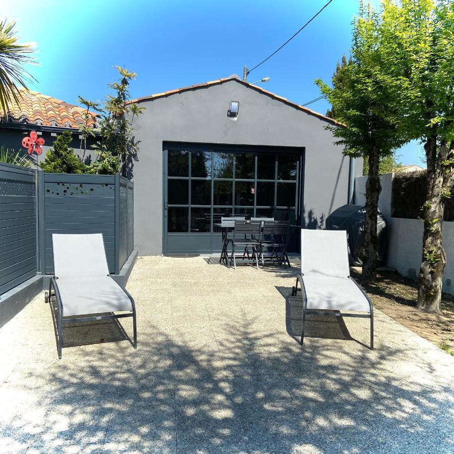Adorable Guest House Avec Balneo Et Piscine Olonne-sur-Mer Exterior photo