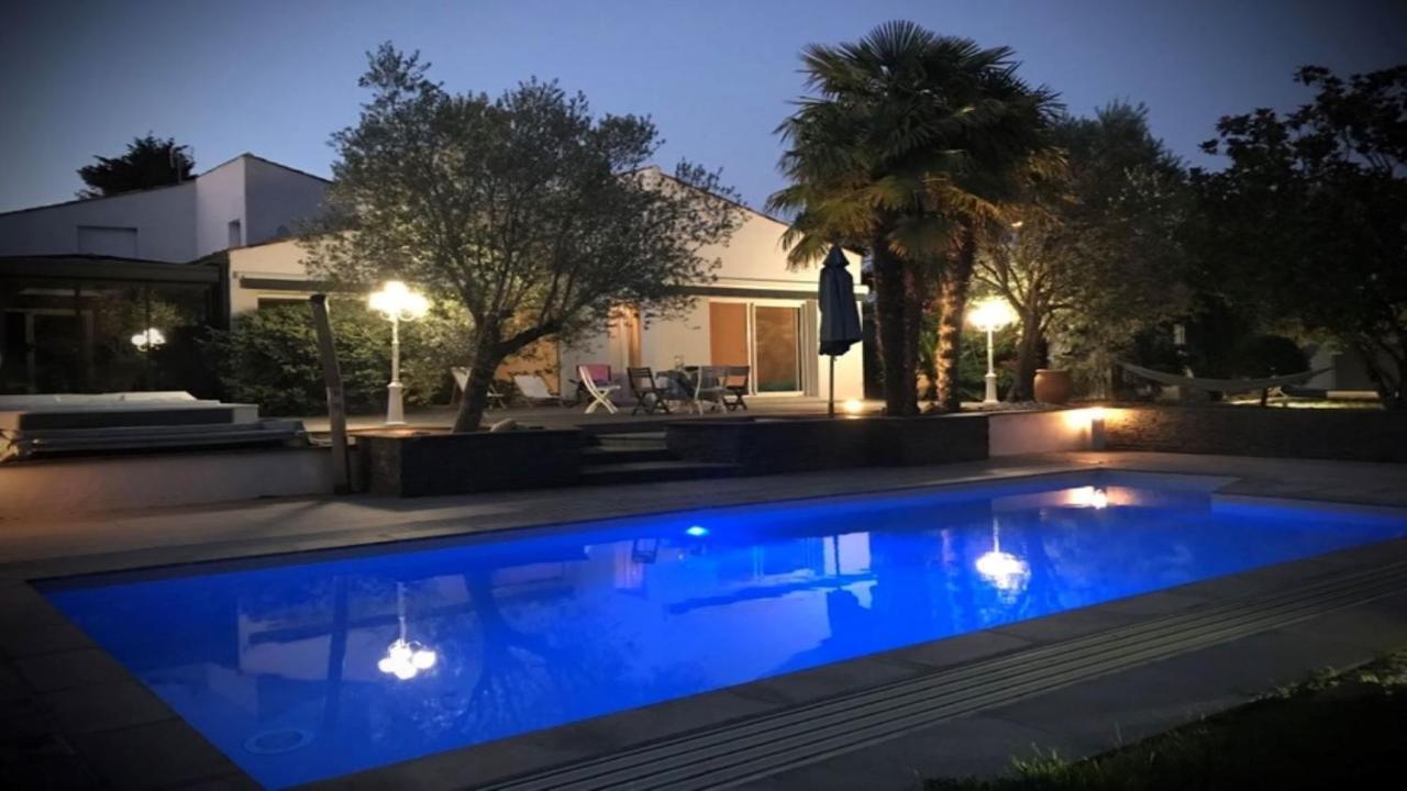 Adorable Guest House Avec Balneo Et Piscine Olonne-sur-Mer Exterior photo